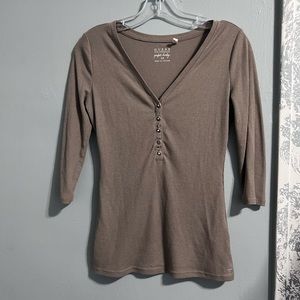 Guess Y2K Bella Swan lurex light weight shirt with five cute buttons